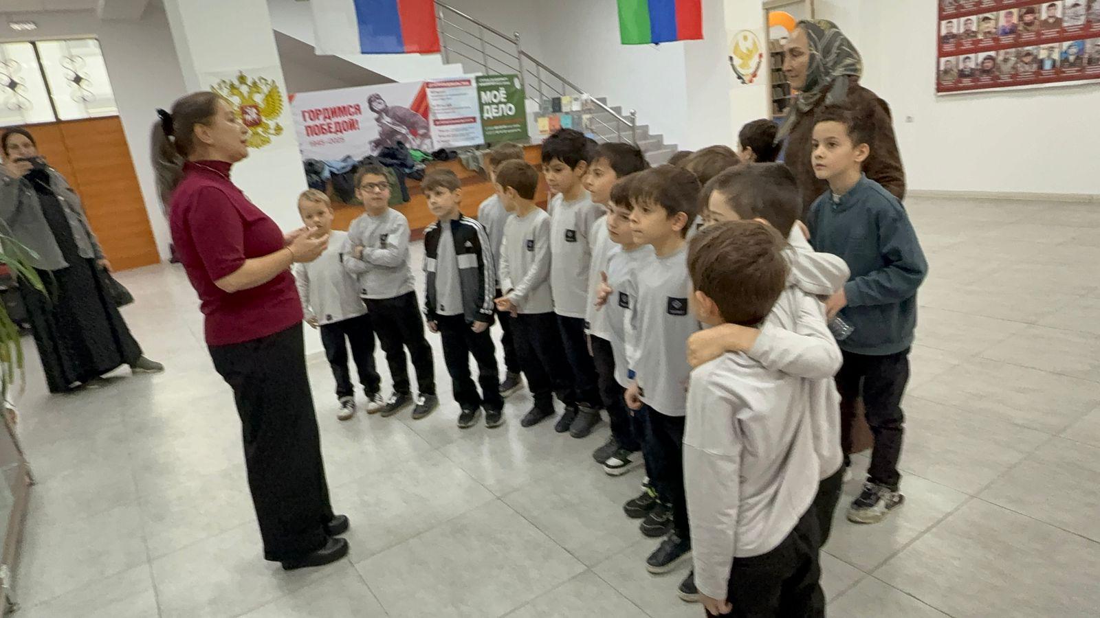 Экскурсия 1 «А» класса в городскую библиотеку